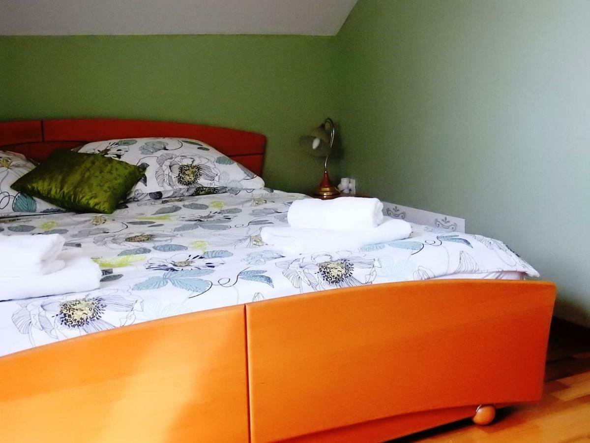 Апартаменты Natasha'S Garden House Dol pri Ljubljani Экстерьер фото